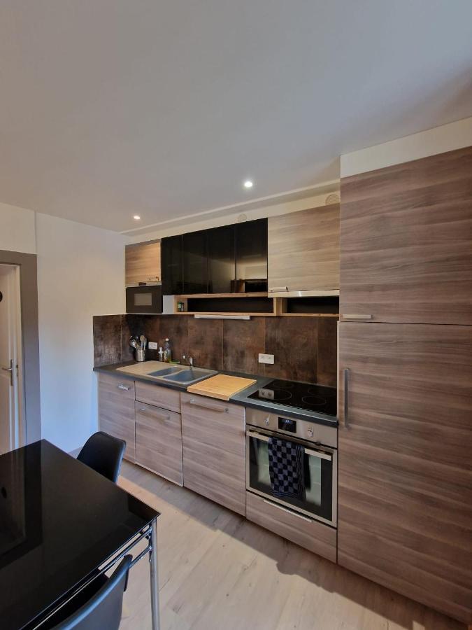 Appartement 2/4 Pers Le Cosy Лон-льо-Соние Екстериор снимка